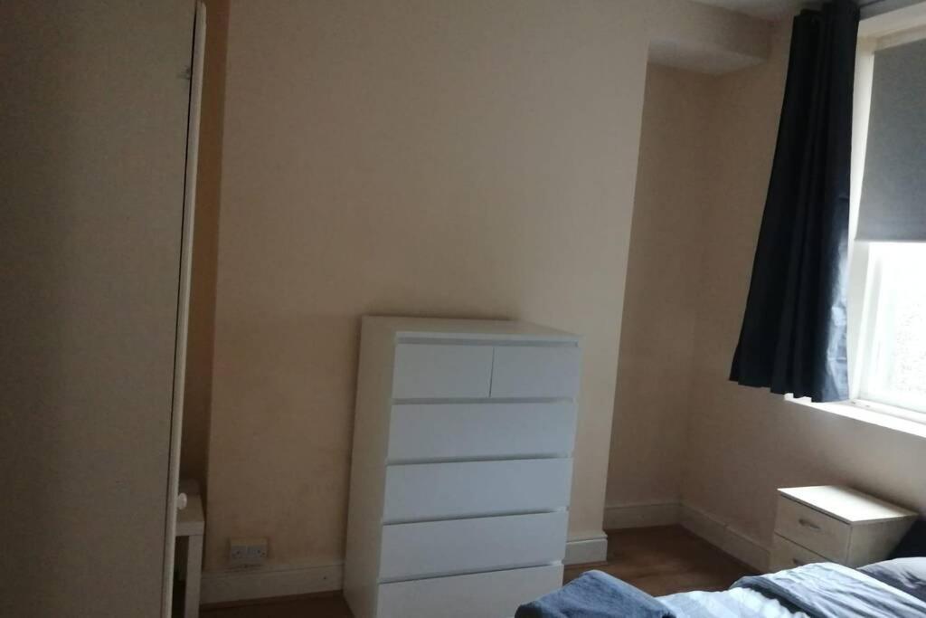 Swansea City Centre Townhouse מראה חיצוני תמונה